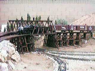 photo of curved trestle