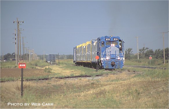 Hollis and Eastern eastbound freight approaching Altus, OK