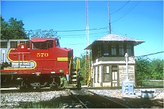 ATSF 570 leads a northbound local past 
Tower 16
