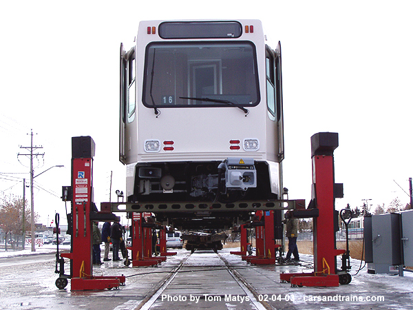 car 2216 arrives at CT 7 of 9