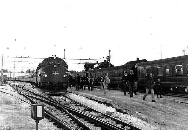 di3623_Siste.tog.til.fagernes.31128.rgn.jpg