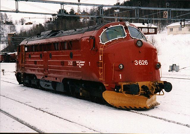 di3626_dombas_199502_sb.jpg