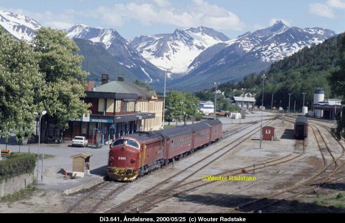 di3641_andalsnes_20000525_wr.jpg