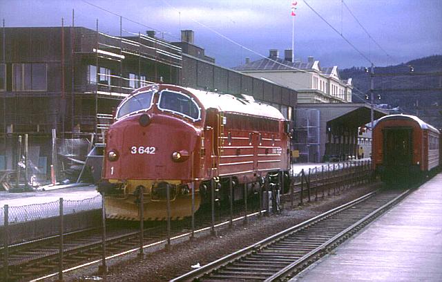 di3642_3812.jpg