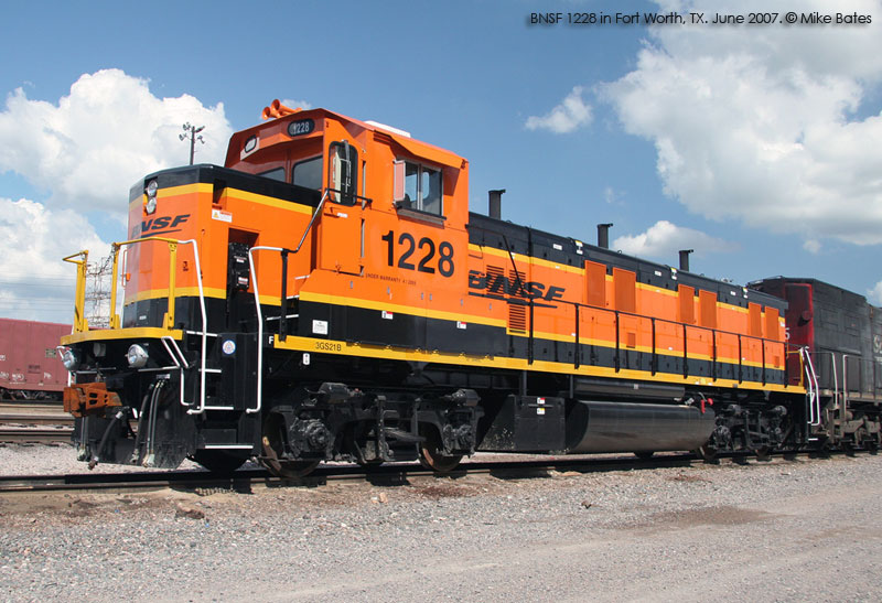 BNSF 1228