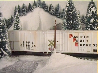 Fresh fruit from California heads to the east coast