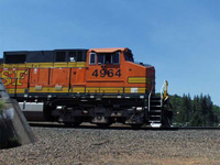 BNSF 4964 North @ Lakehead, CA