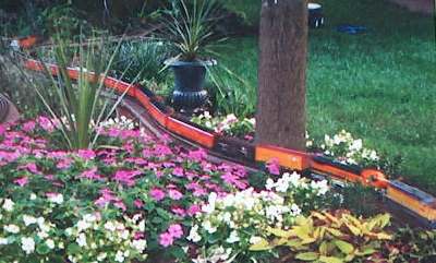 o gauge train in garden