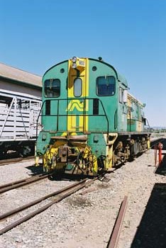 F1000016