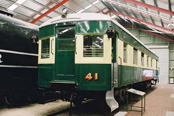F1000034