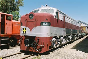 F1020004