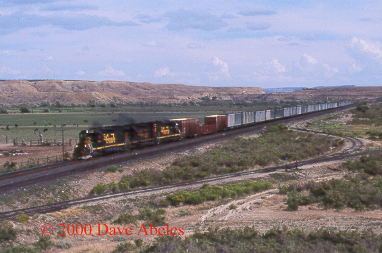 The dirt train eastbound at East Wellington, UT 08/18/00