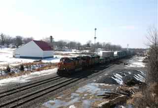 250%20BNSF%20LkOut.jpg
