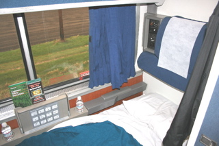 036%20CAP%20bed.jpg