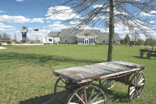 112D%20Depot%20Inn%20w%20wagon.jpg