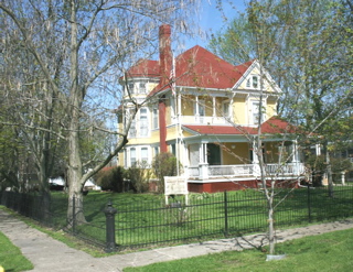 214%20Bustrip%20Vic%20House.jpg