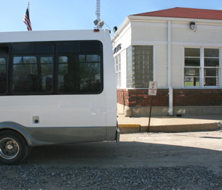 289%20LaPlata%20bus%20in%20no%20parking.jpg