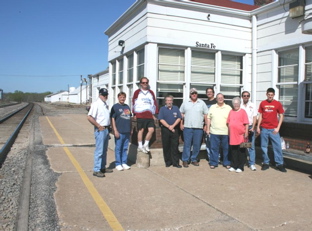 EX38%20LaP%20Sta%200429%20group1.jpg
